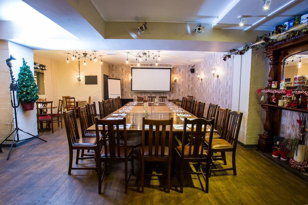 The Duke Of Edinburgh Hotel & Bar Barrow-in-Furness Екстер'єр фото