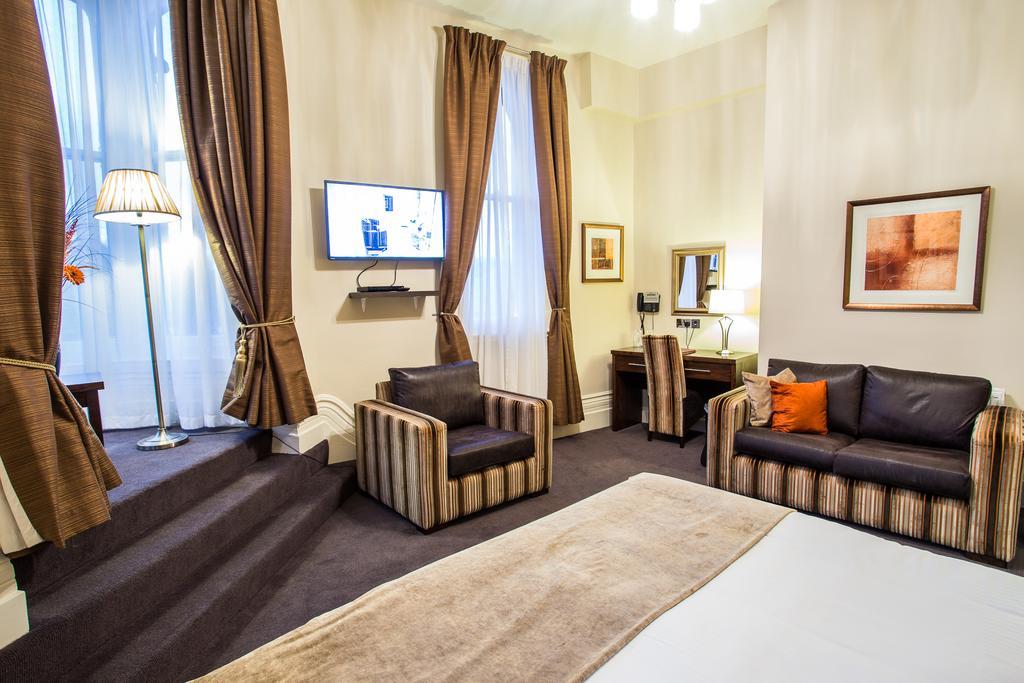 The Duke Of Edinburgh Hotel & Bar Barrow-in-Furness Екстер'єр фото