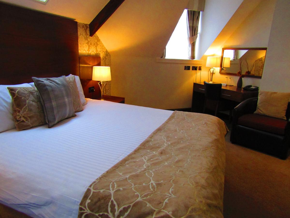 The Duke Of Edinburgh Hotel & Bar Barrow-in-Furness Екстер'єр фото
